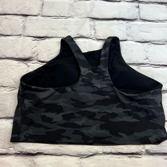 Athleta Women's 2XL Camouflage Racerback Tank Top Gray Cropped Sleevelessi - Picture 6 of 6